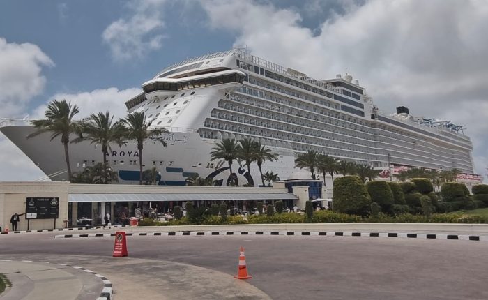 AROYA Cruises Shore Excursion from Alexandria Port